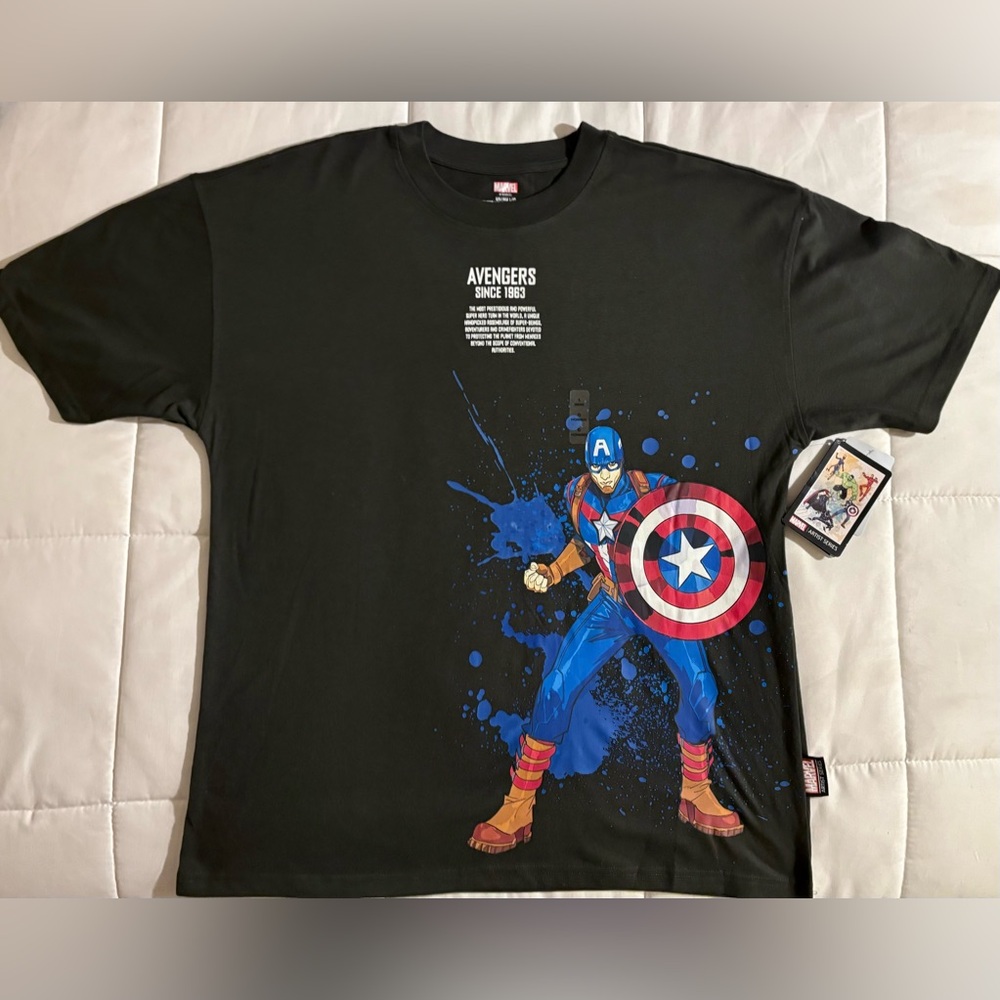 Disney The Avengers Marvel Artist Series by Sara Pichelli Adult T-Shirt L New